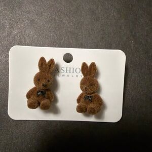 Fashion Jewelry Brown Plush Bunny Stud Earrings with Black Bow